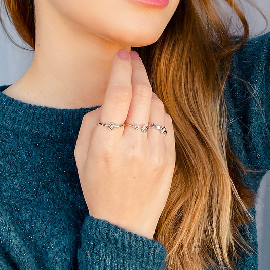 Anel Twinkle em Prata com Diamante Estrela Solitário