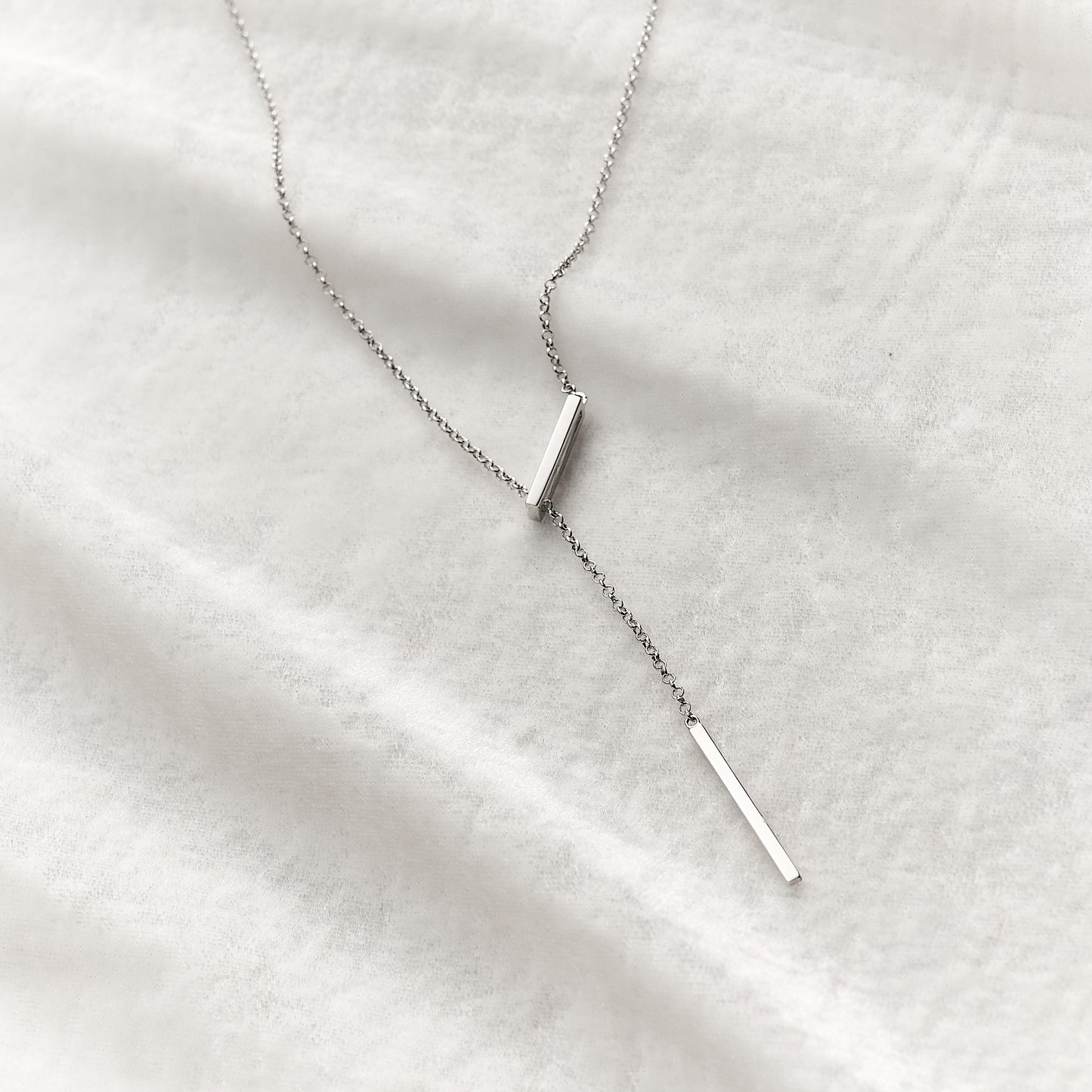 Colar Minimal Gravata