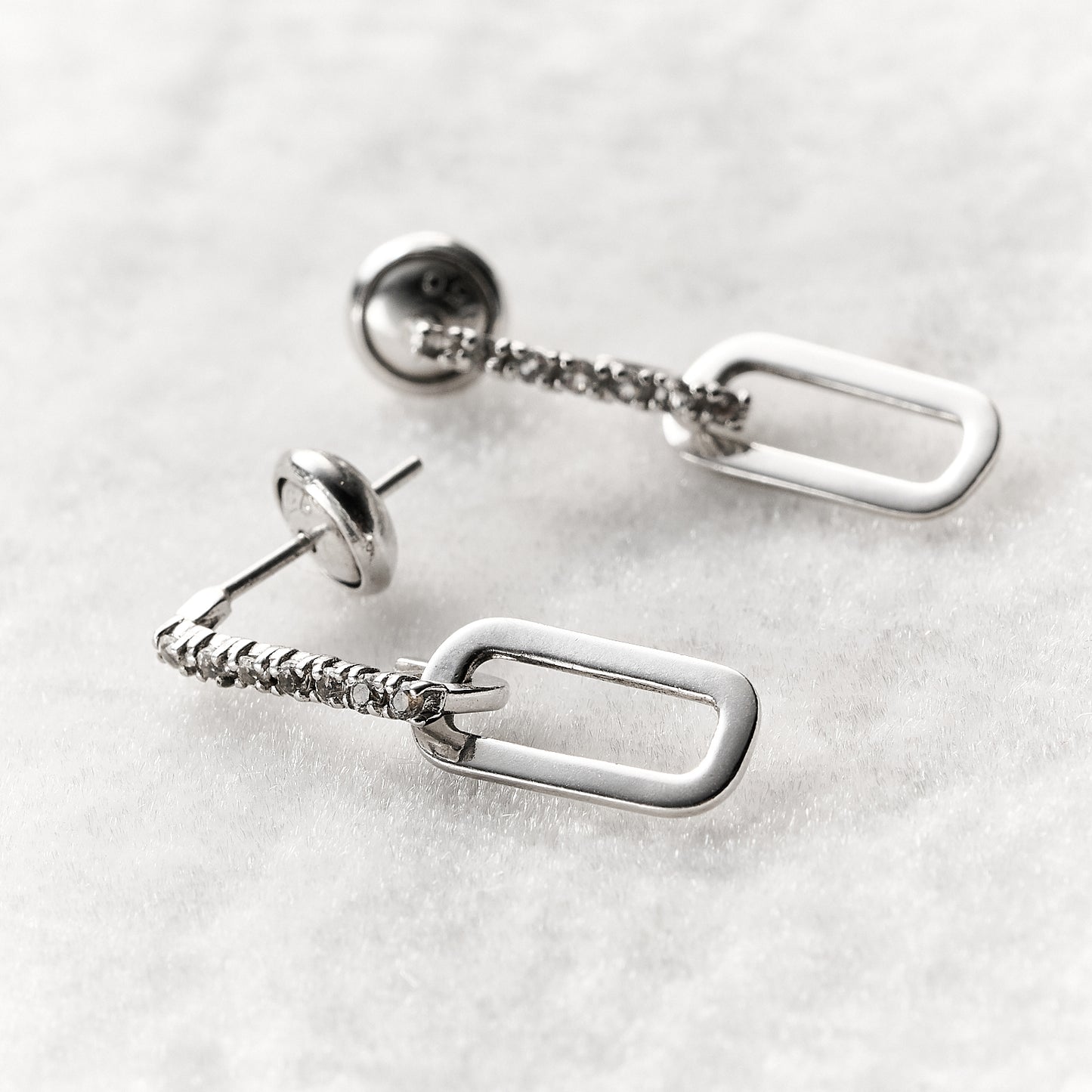 Brinco Trinity em Prata e Topázio Branco