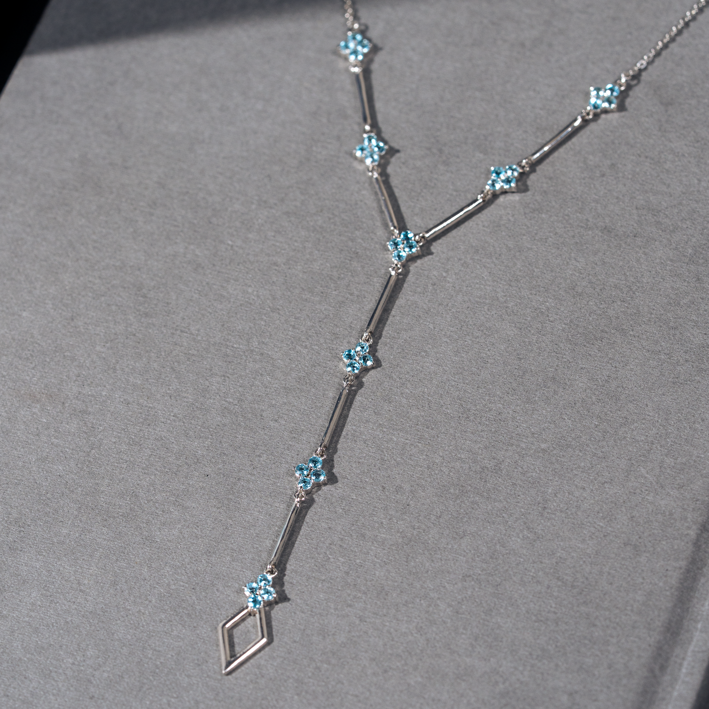 Colar Topázio SKY Prata Estilo Gravata