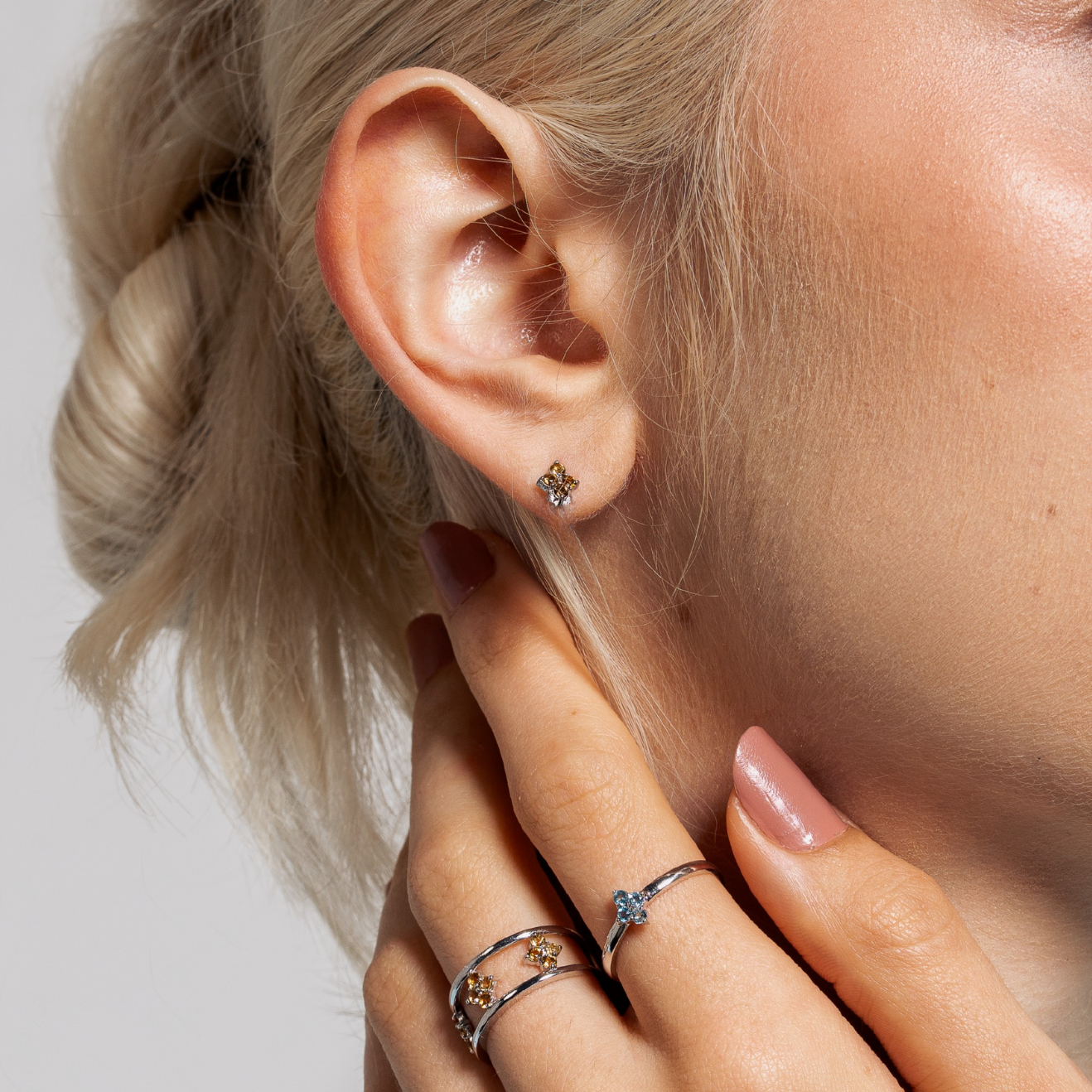 Brinco Citrino Prata Aplique