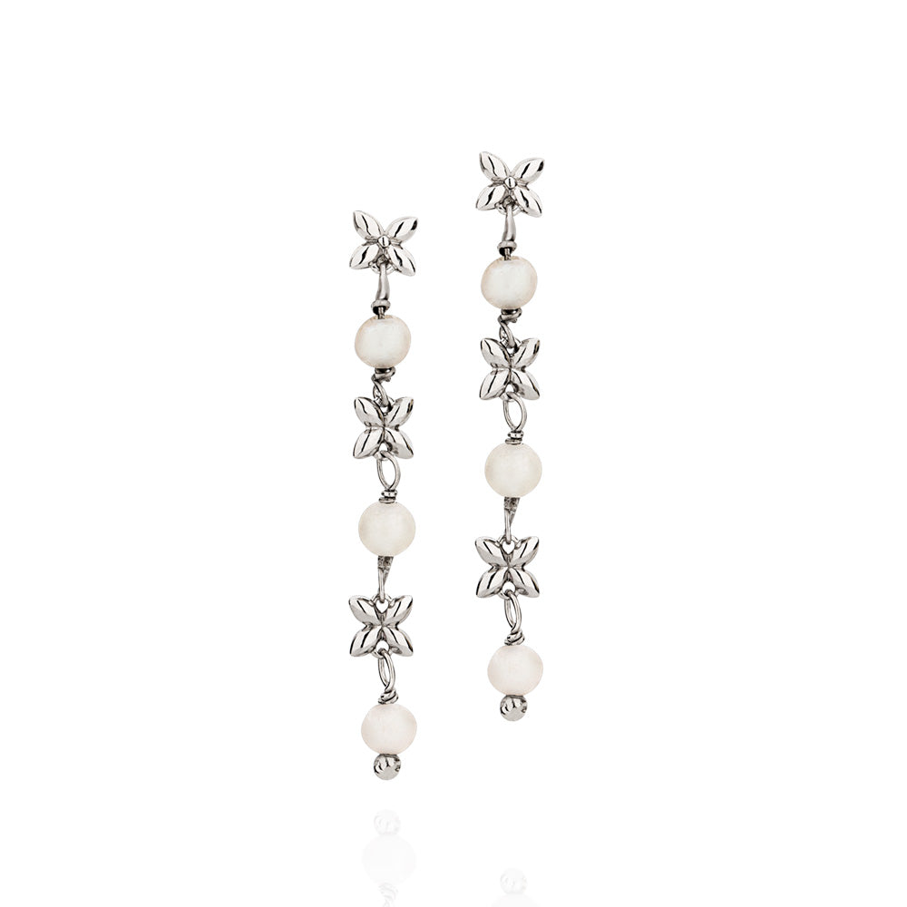 Brinco Jasmim com Pérolas em Prata Médio